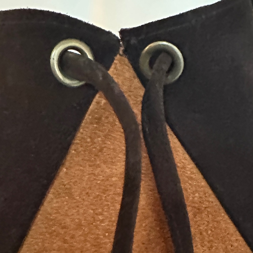 Vintage Two-Tone Suede Fringe Drawstring Shoulder Bag - Black & Brown - Picture 3 of 8